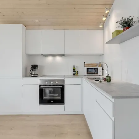 Beautiful In With Kitchen Apartment